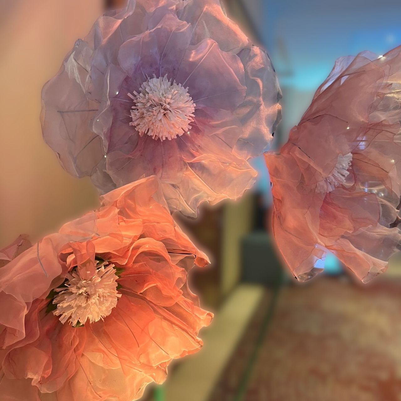 FLORES GIGANTES DE TELA |ARRIENDO & PRODUCCIÓN