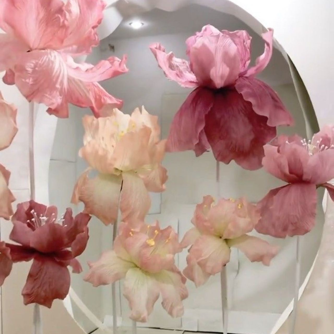 FLORES GIGANTES DE TELA |ARRIENDO & PRODUCCIÓN