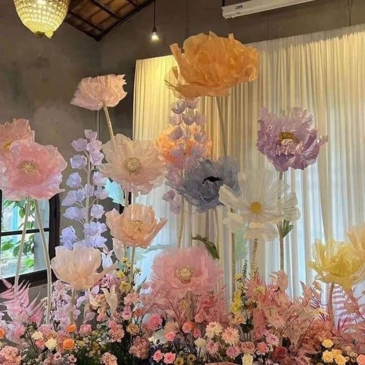 FLORES GIGANTES DE TELA |ARRIENDO & PRODUCCIÓN