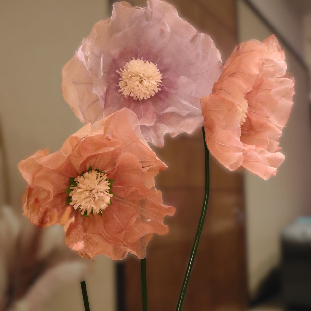 TRIO DE FLORES GIGANTES EN EVENTO