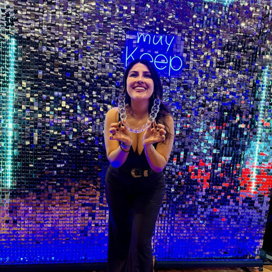 Panel shimmer plateado evento corporativo hotel intercontinental